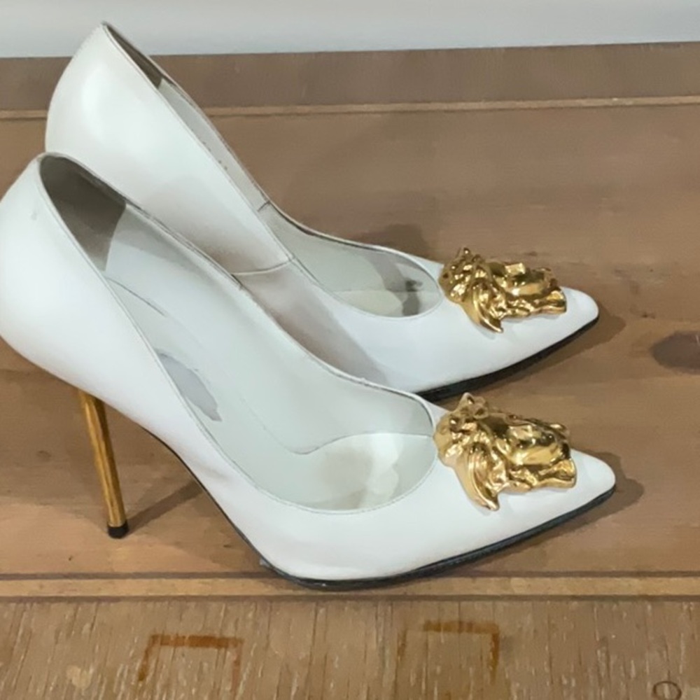 Versace White Leather Pointed Toe Pumps with Gold Medusa Accent